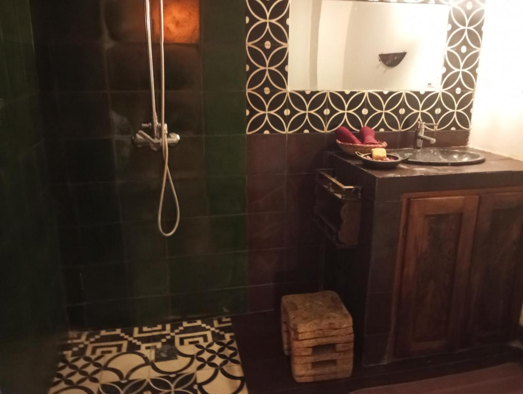 Dar Sbaa Bed & Breakfast Chefchaouen Exterior photo